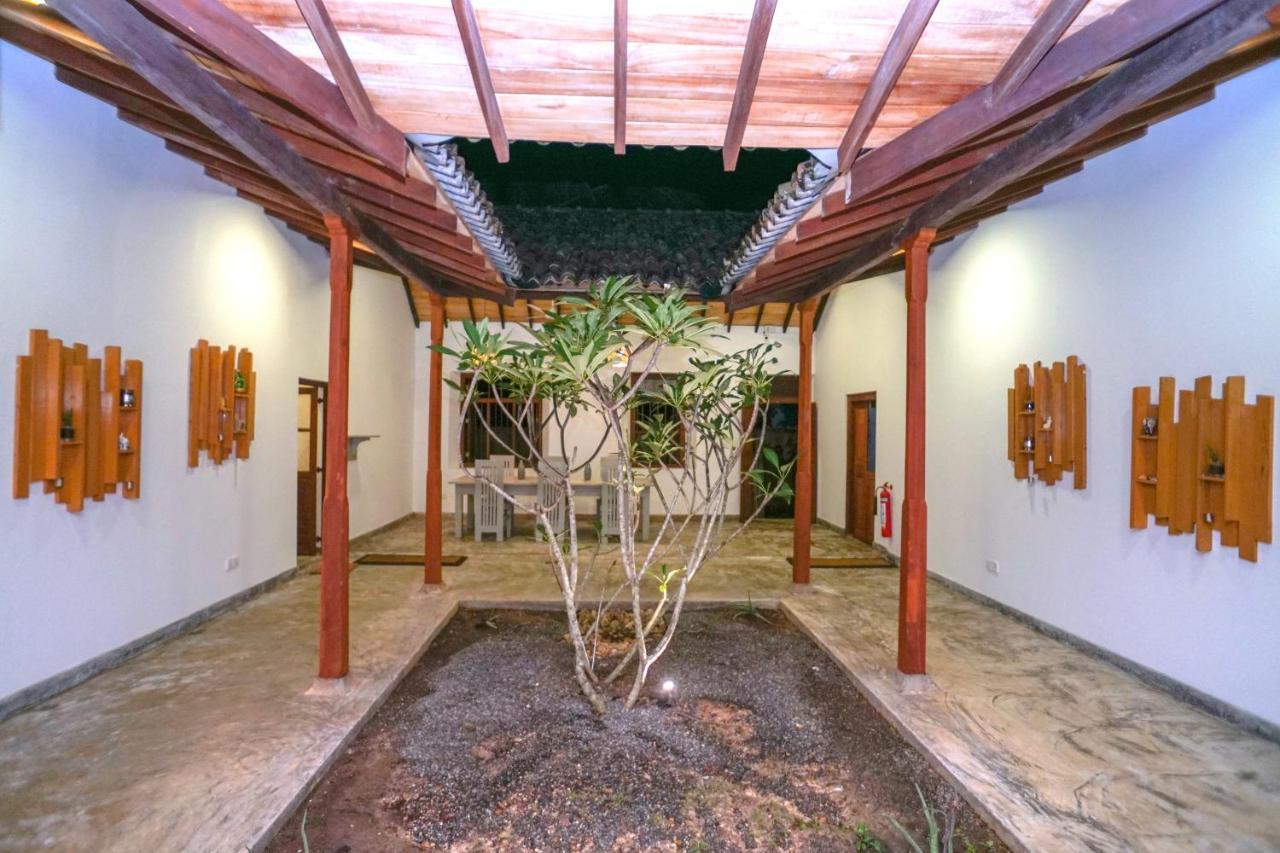Antique Ceylon Villa Ahangama Exterior foto