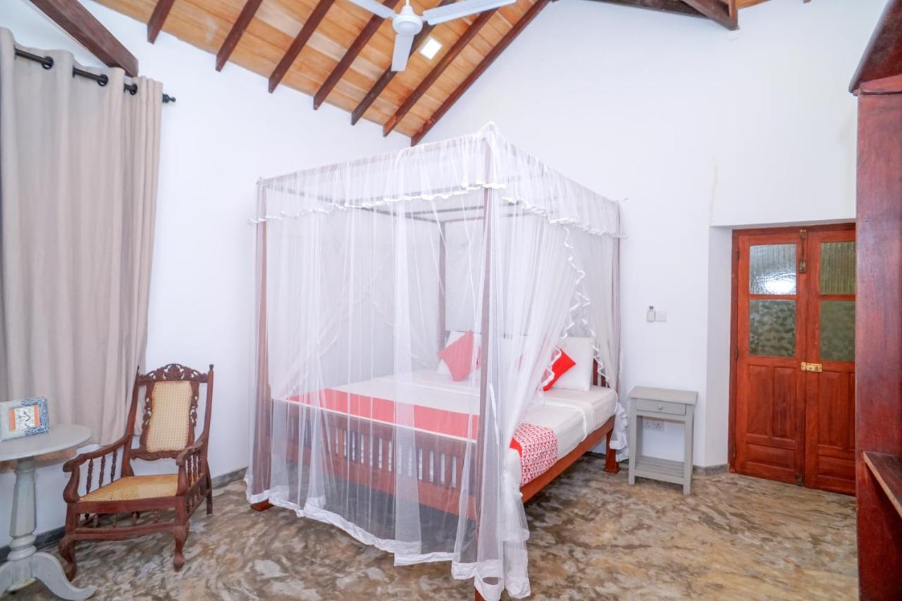 Antique Ceylon Villa Ahangama Exterior foto